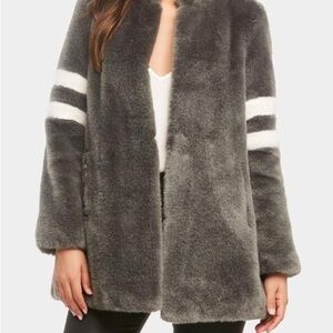 Elegant Gray Teddy Jacket